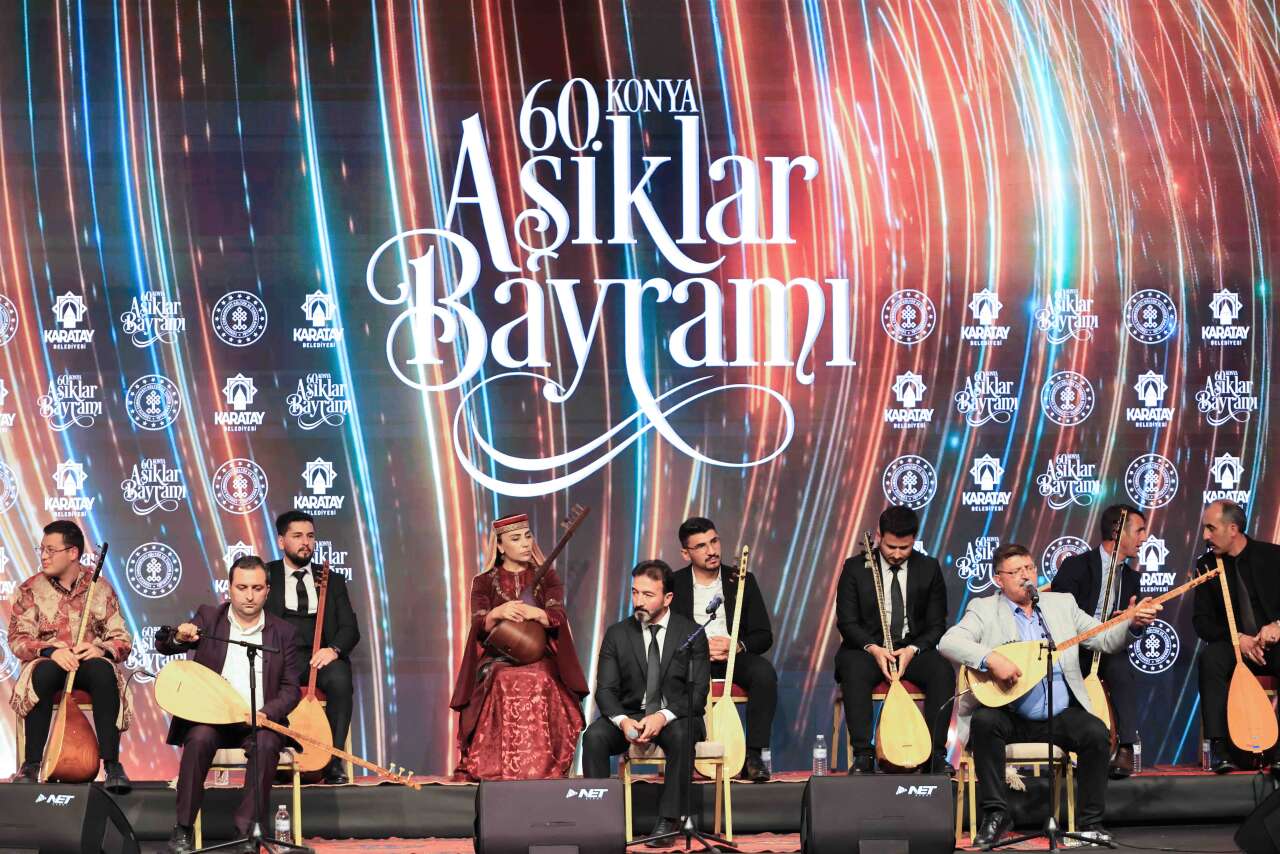 Konya’da 60. Âşıklar Bayramı’nda usta ozanlara büyük vefa 2
